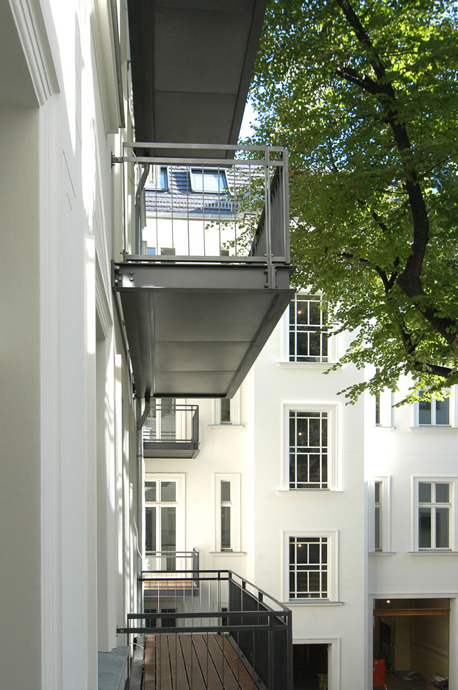 pb-Metellbau_Balkonanlage_Augustastraße_06