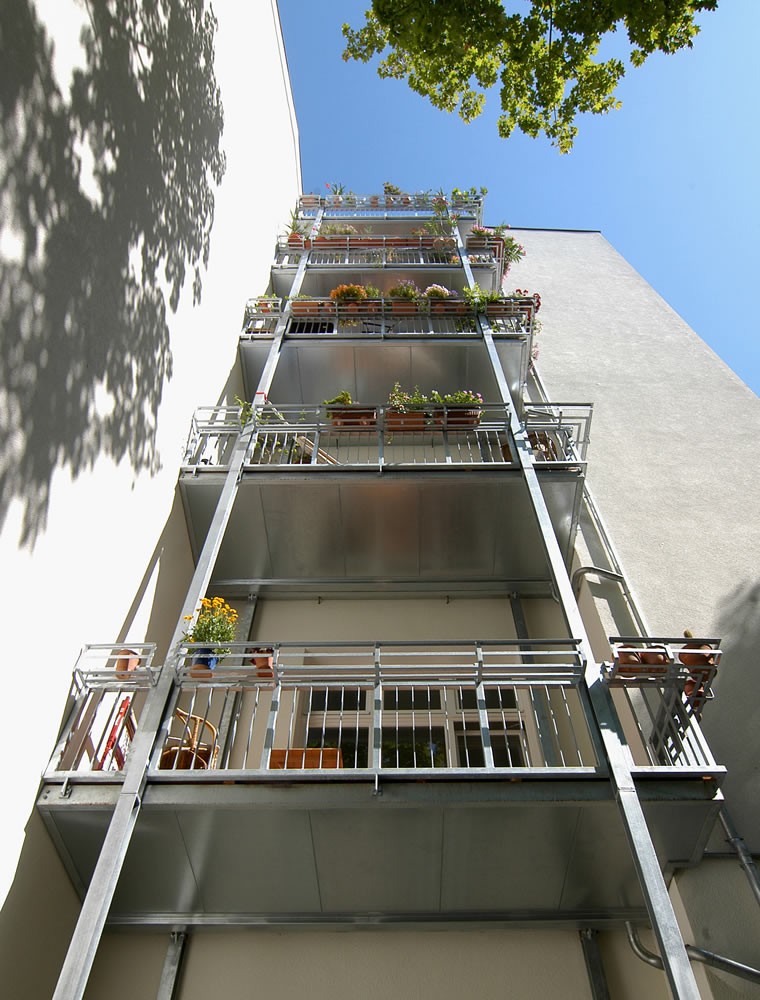 Balkonanlage Nassauische Straße – bp Metallbau GmbH, Bild 2